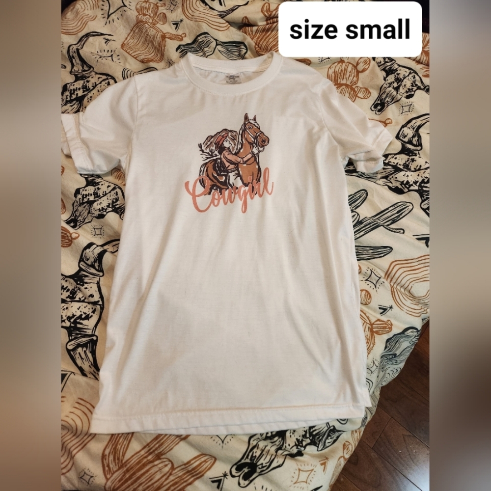 Graphic Cowgirl tee